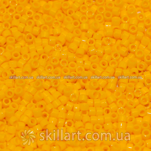 Бисер DB-1132 Miyuki Delica Beads 11/0 (натуральный, желтый насыщенный)